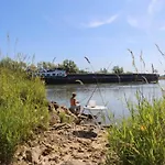 Romantic Boathouse Getaway In Lathum Lathum