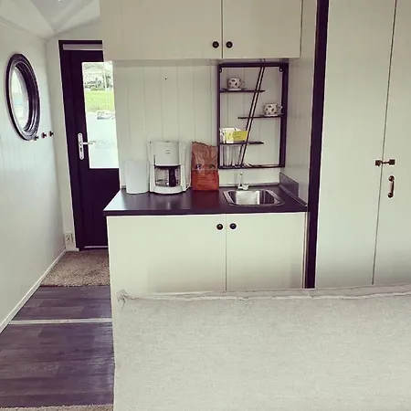 Πλωτό κατάλυμα Houseboat In Lathumse Plas For A Couple *